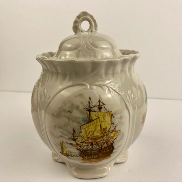 Vintage ceramic lidded jar decorative cannister, sailing ships nautical decor 7" - Picture 3 of 10